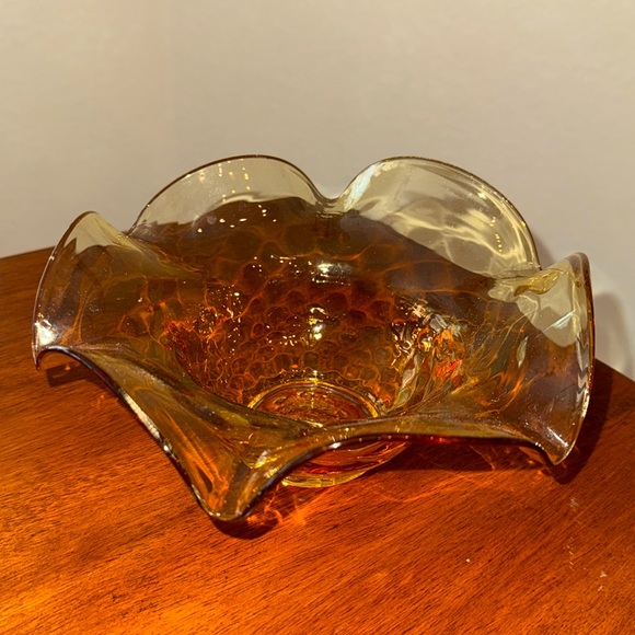 Midcentury Glass Handkerchief Bowl Viking Amber Candy/Fruit Bowl 8.5”x4.5” - Picture 2 of 9